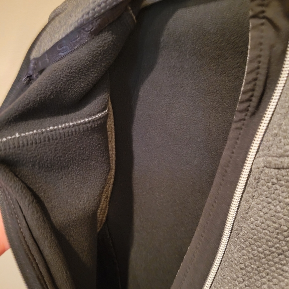 Spyder Gray Zip-Up fleece vest - Picture 12 of 14